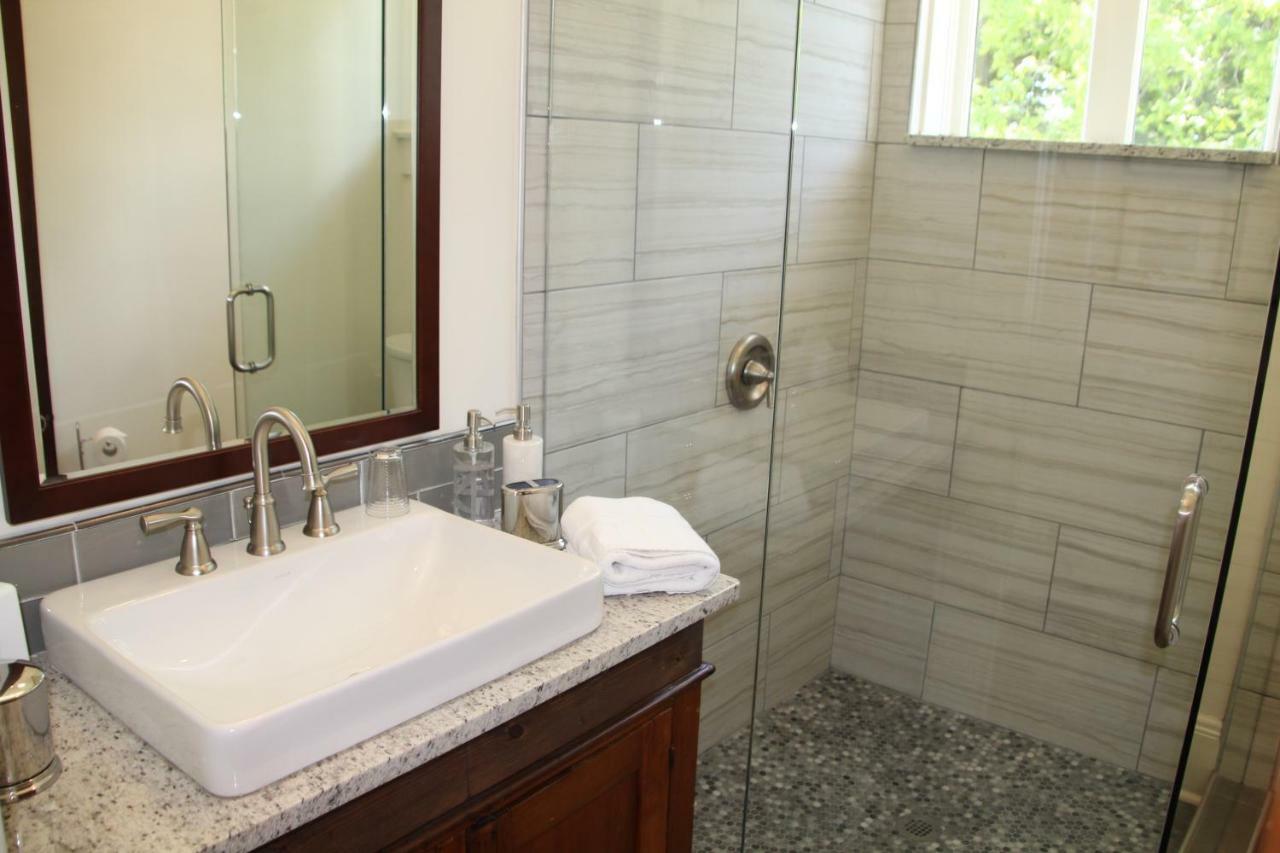 Gillen House Bed And Breakfast Maxeys Екстер'єр фото